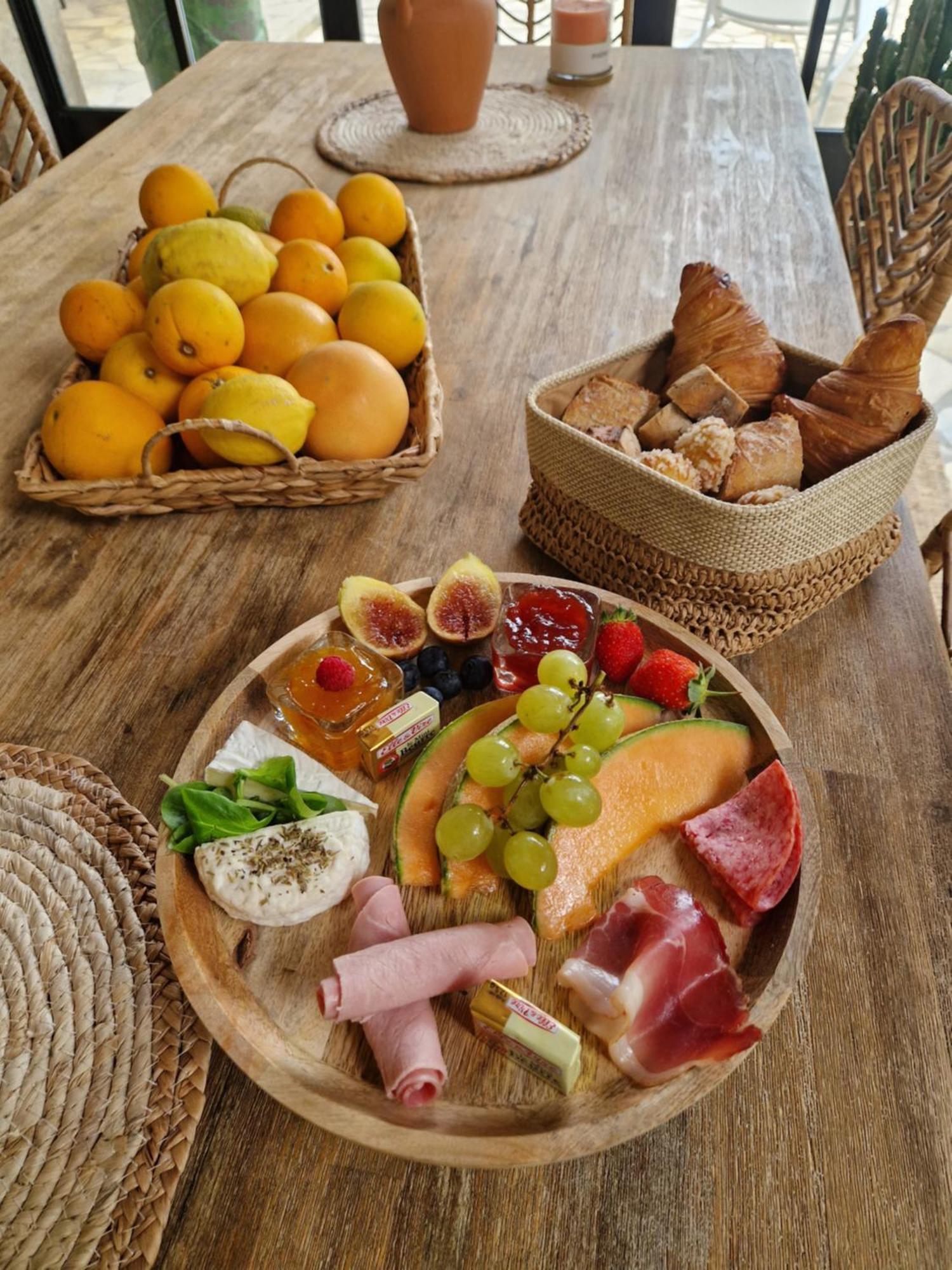 Mas Armelin Bed & Breakfast Tarascon Ngoại thất bức ảnh