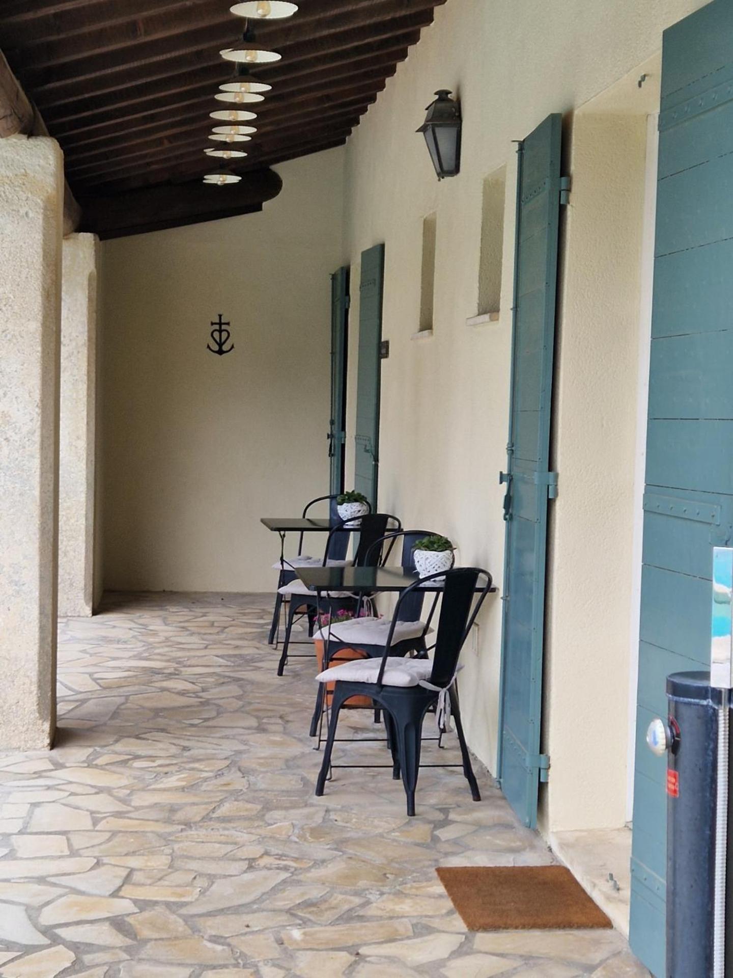 Mas Armelin Bed & Breakfast Tarascon Ngoại thất bức ảnh